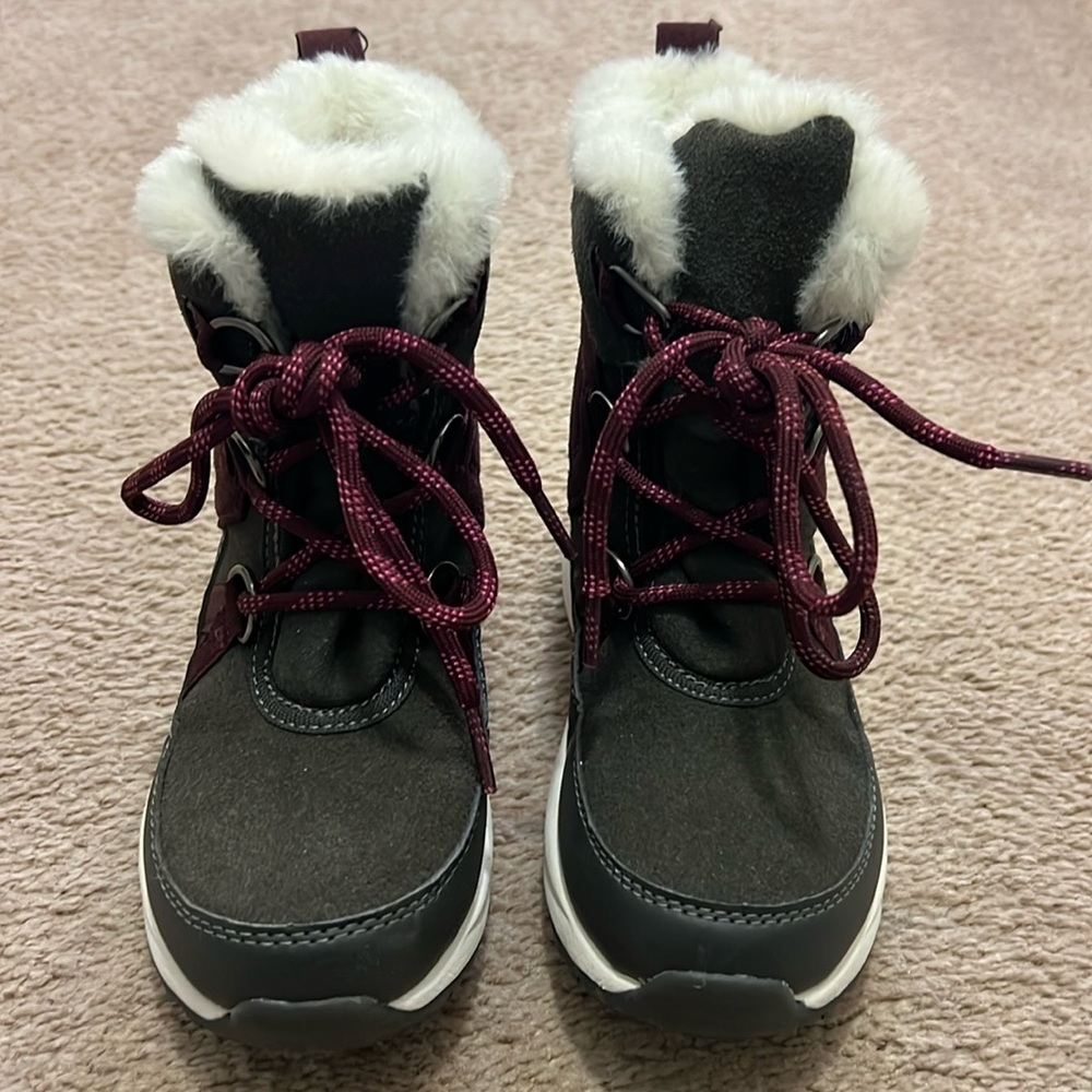 Kids winter boots